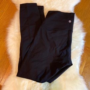 Lululemon Wonder under crop size 6. Black.
